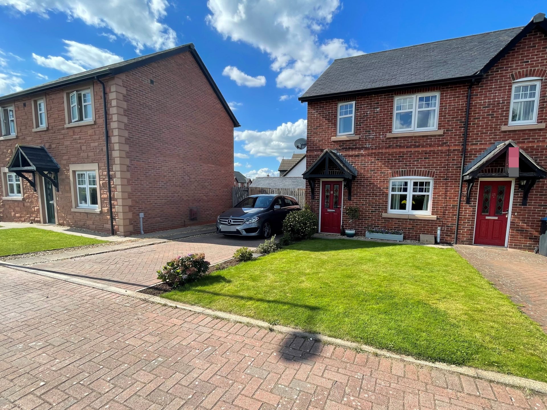 11 Haining Drive, Summerpark, Dumfries, DG1 3GF Braidwoods Solicitors