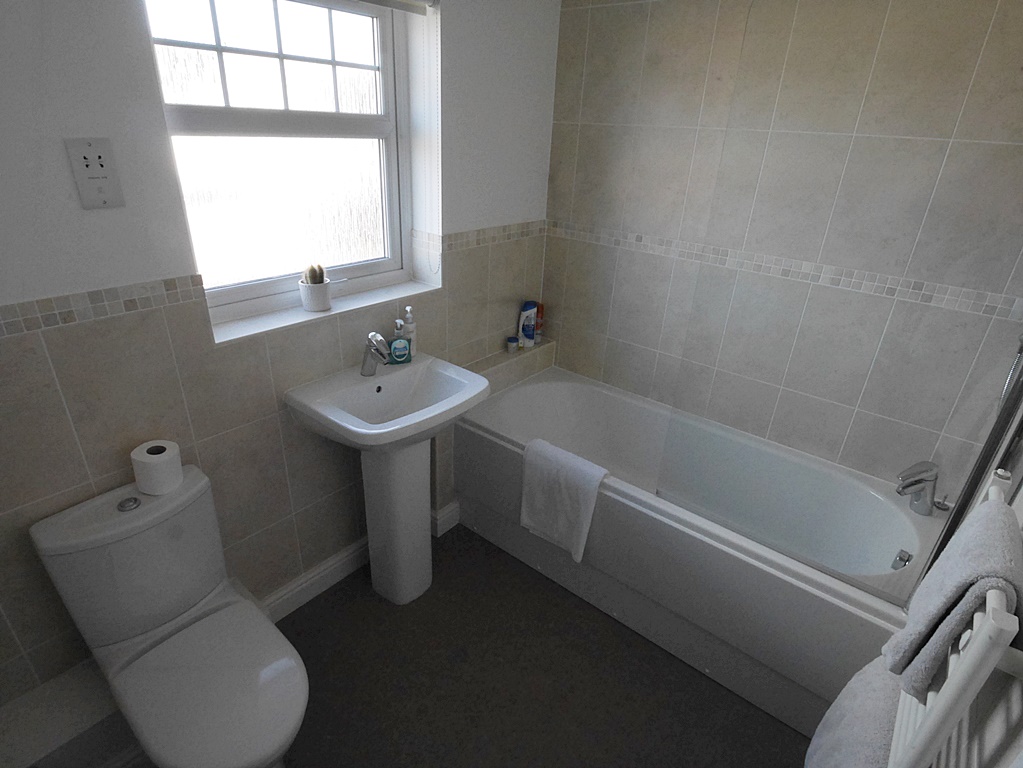 20 Carlyle Place, Dumfries, DG1 3FN Braidwoods Solicitors & Estate Agents