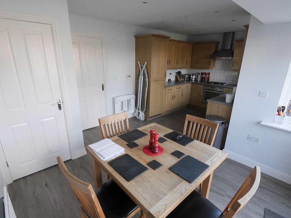 20 Carlyle Place, Dumfries, DG1 3FN Braidwoods Solicitors & Estate Agents