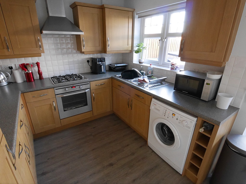 20 Carlyle Place, Dumfries, DG1 3FN Braidwoods Solicitors & Estate Agents