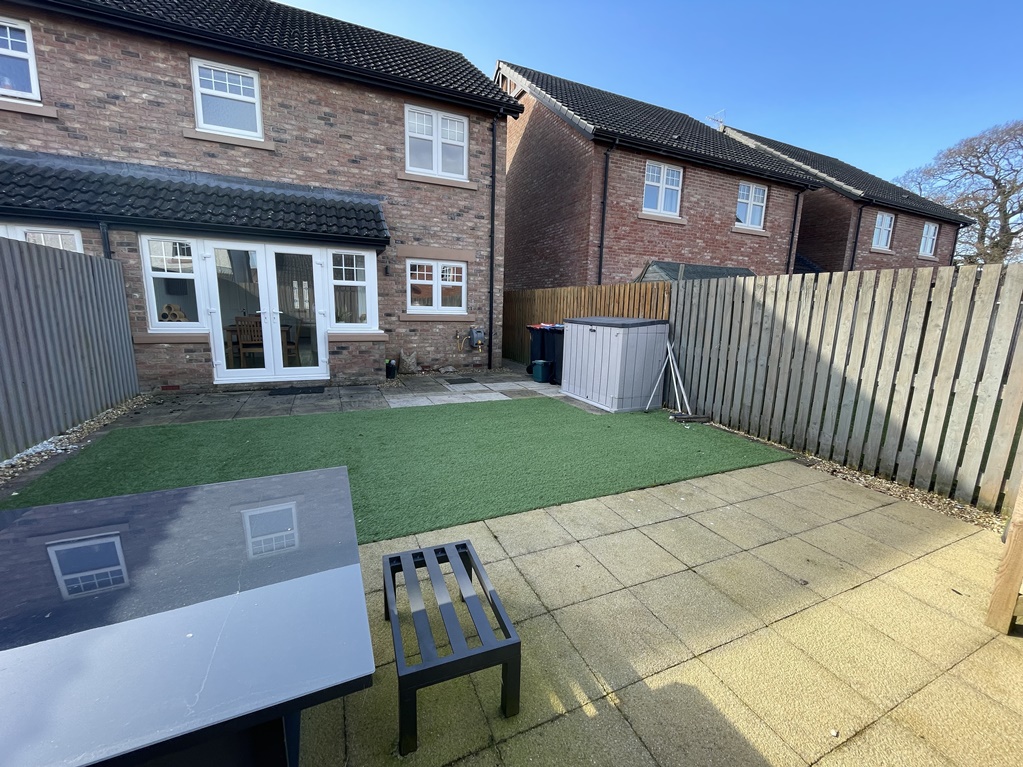 20 Carlyle Place, Dumfries, DG1 3FN Braidwoods Solicitors & Estate Agents