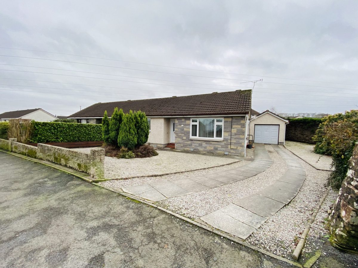 144 Road, Dumfries, DG1 4DT Braidwoods Solicitors & Estate
