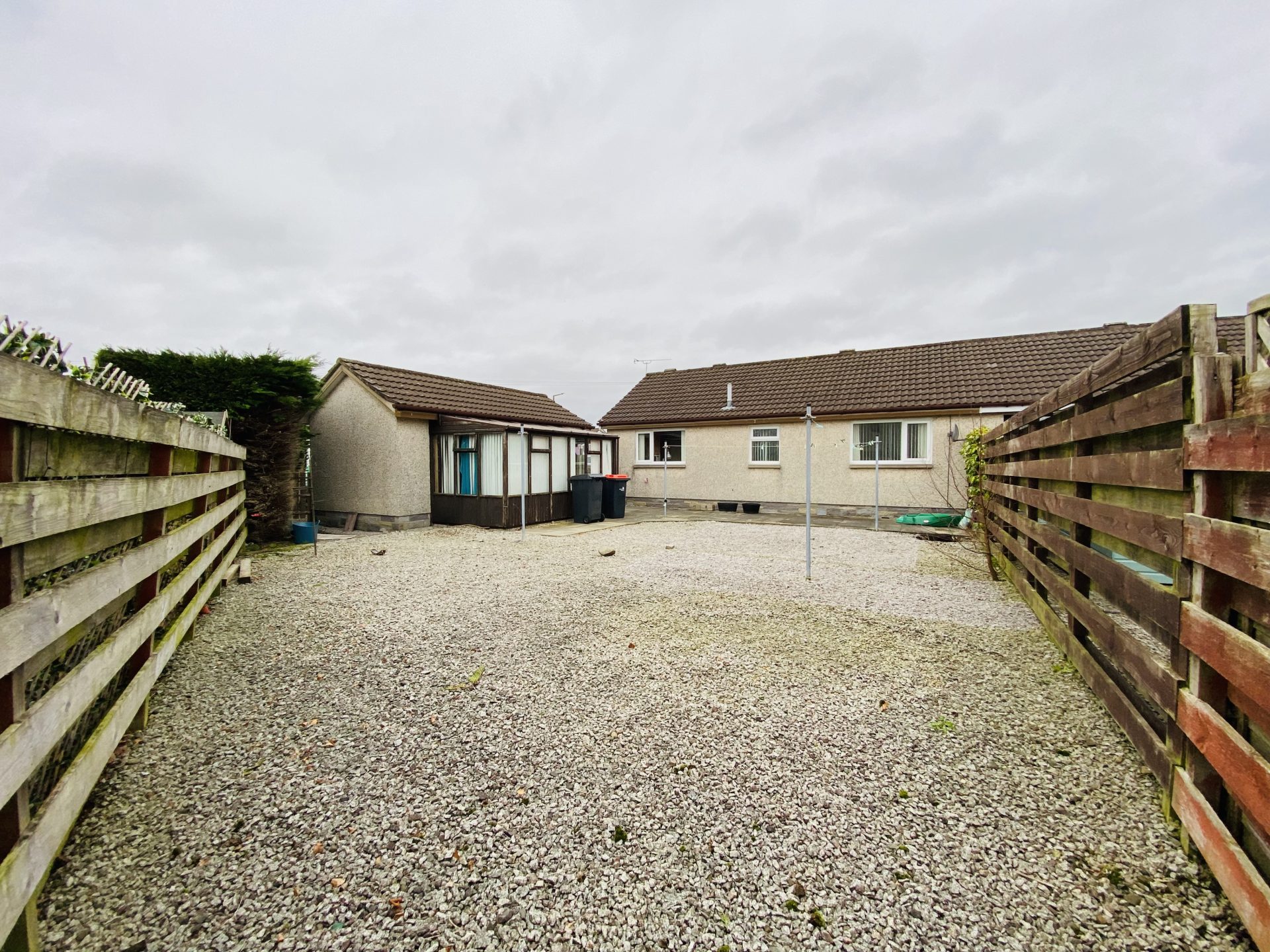 144 Road, Dumfries, DG1 4DT Braidwoods Solicitors & Estate