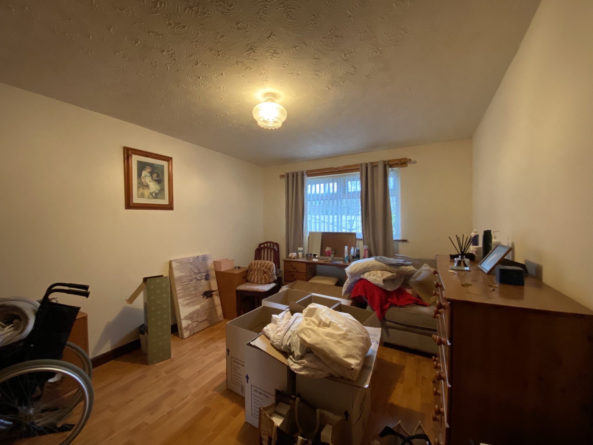 15 Argyll Drive, Heathhall, Dumfries, DG1 3SU Braidwoods Solicitors & Estate Agents