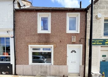 30 Whitesands, Dumfries, DG1 2RN - Braidwoods Solicitors & Estate Agents