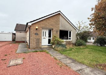 19 Birchfield Place, Dumfries DG1 4SD - Braidwoods Solicitors & Estate Agents